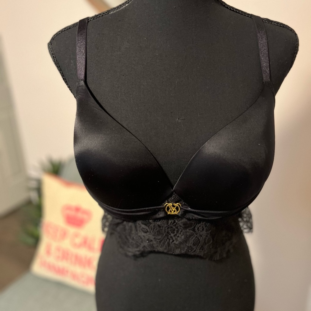 NWT Victoria’s Secret Push-Up